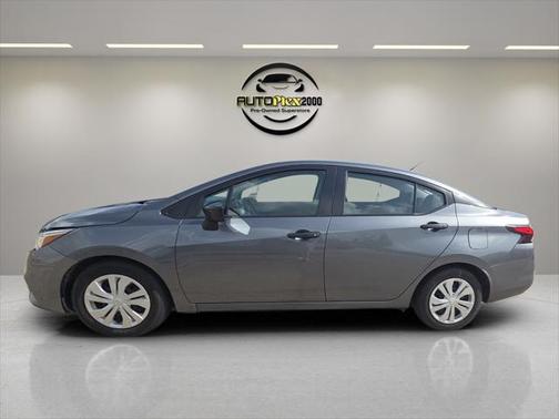 2022 Nissan Versa 1.6 S