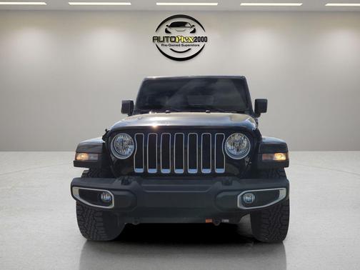 2023 Jeep Wrangler 4-Door Sahara 4x4