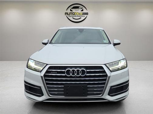 2019 Audi Q7 45 Premium Plus