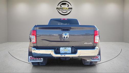 2024 RAM 3500 Tradesman Crew Cab 4x4 8' Box