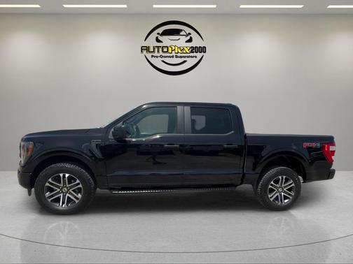 Agate Black Metallic 2023 Ford F-150 XL