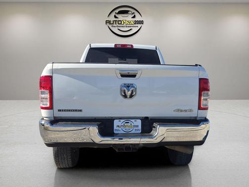 2019 RAM 2500 Big Horn Crew Cab 4x4 8' Box