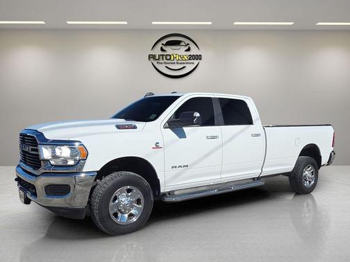 2019 RAM 2500 Big Horn Crew Cab 4x4 8' Box