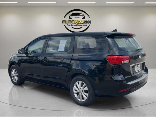 Aurora Black 2018 Kia Sedona L