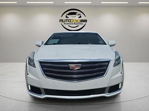 Crystal White Tricoat 2019 Cadillac XTS Luxury
