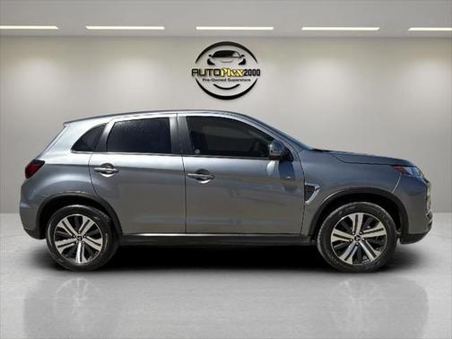 2023 Mitsubishi Outlander Sport SE