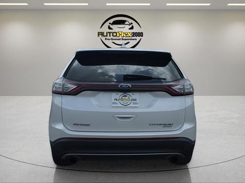 White Platinum 2018 Ford Edge Titanium