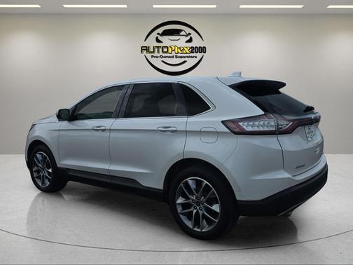 White Platinum 2018 Ford Edge Titanium