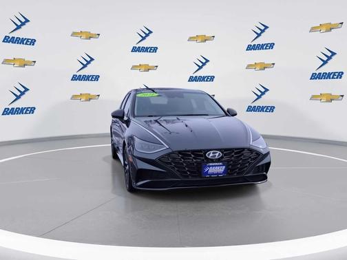 2021 Hyundai SONATA Limited