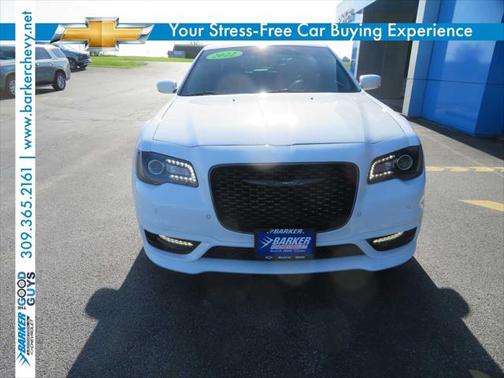 2022 Chrysler 300 Touring