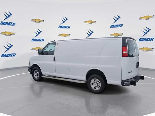 2024 Chevrolet Express 2500 RWD 2500 Regular Wheelbase WT