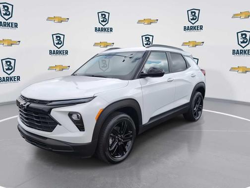 Summit White 2026 Chevrolet Trailblazer LT