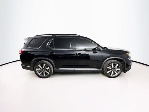 Black 2024 Honda Pilot Touring 8-Passenger
