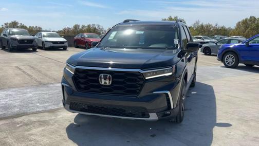 Black 2024 Honda Pilot Touring 8-Passenger