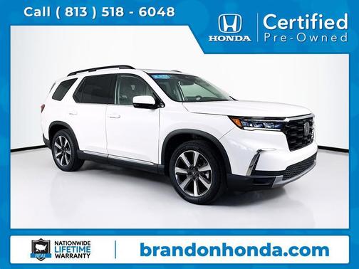 White 2024 Honda Pilot Touring 8-Passenger