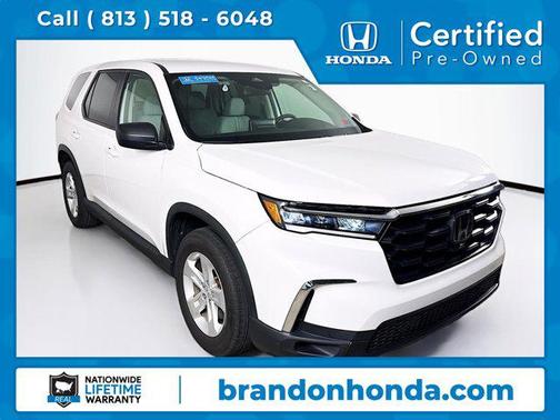 Platinum White 2024 Honda Pilot LX