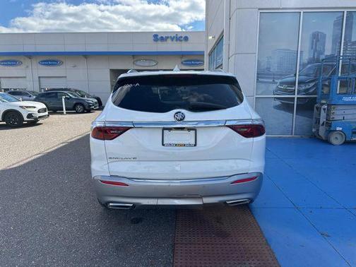 2024 Buick Enclave Premium FWD