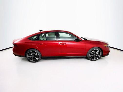 Radiant Red Metallic 2026 Honda Accord SE