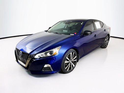 2020 Nissan Altima SR FWD