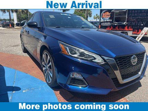 2020 Nissan Altima SR FWD