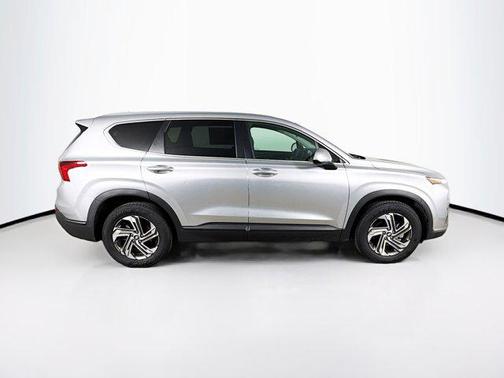 2022 Hyundai SANTA FE SE
