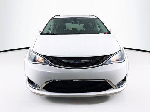 2018 Chrysler Pacifica Touring-L Plus