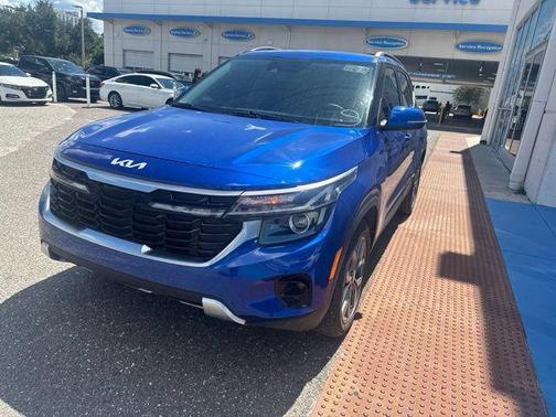 Neptune Blue 2024 Kia Seltos S