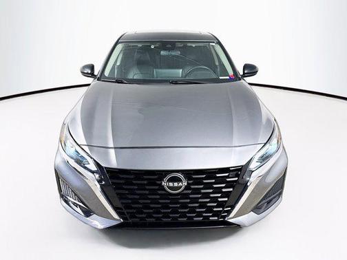 2023 Nissan Altima SR Intelligent AWD