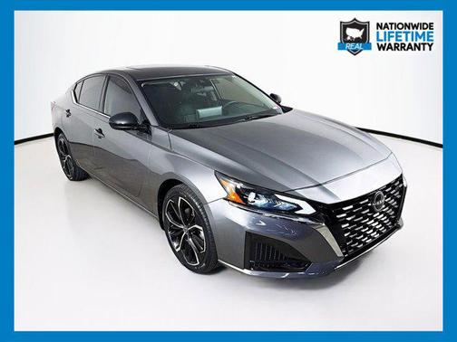 2023 Nissan Altima SR Intelligent AWD