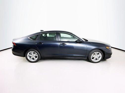 2025 Honda Accord LX 1.5T