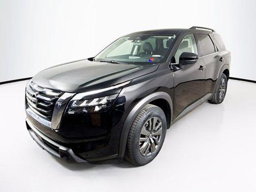 2024 Nissan Pathfinder SV FWD