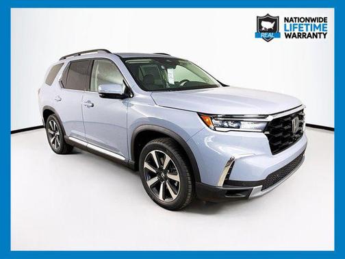 2025 Honda Pilot Touring 8-Passenger