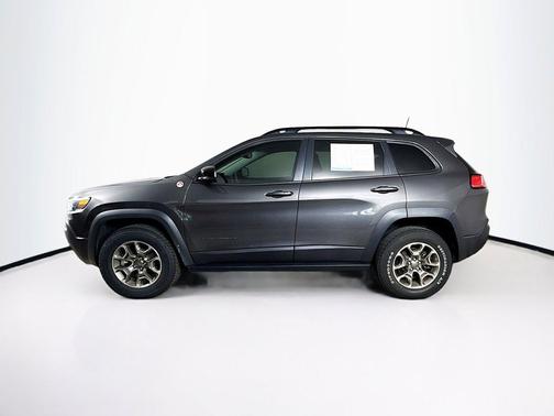 Granite Crystal Metallic Clearcoat 2022 Jeep Cherokee Trailhawk