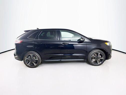 2023 Ford Edge ST