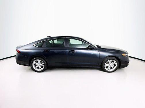2025 Honda Accord LX 1.5T