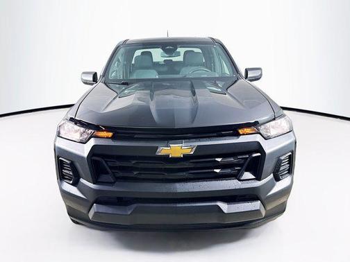 2024 Chevrolet Colorado WT