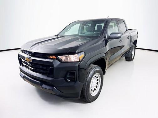 2024 Chevrolet Colorado WT