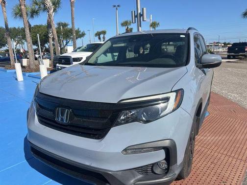 Sonic Gray Pearl 2022 Honda Pilot 2WD Special Edition