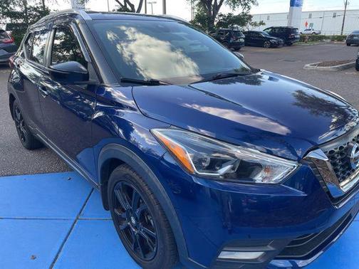 Deep Blue Pearl Metallic 2020 Nissan Kicks SR