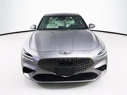 2024 Genesis G70 2.5T RWD