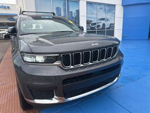 2023 Jeep Grand Cherokee L Laredo