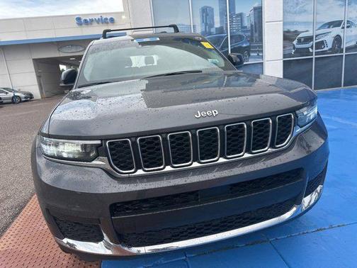 2023 Jeep Grand Cherokee L Laredo