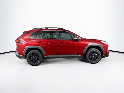 Pearl 2020 Toyota RAV4 SE