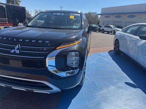 2024 Mitsubishi Outlander SEL Black Edition 2WD