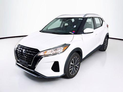 Fresh Powder 2021 Nissan Kicks SV