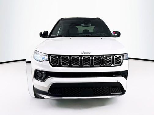 Bright White Clearcoat 2025 Jeep Compass Limited
