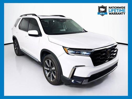 2025 Honda Pilot Touring 8-Passenger