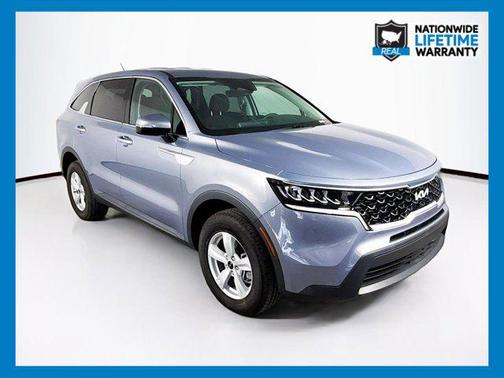 2023 Kia Sorento LX