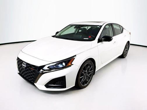 2024 Nissan Altima SR VC-Turbo FWD