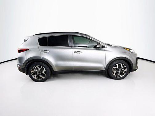 2022 Kia Sportage EX